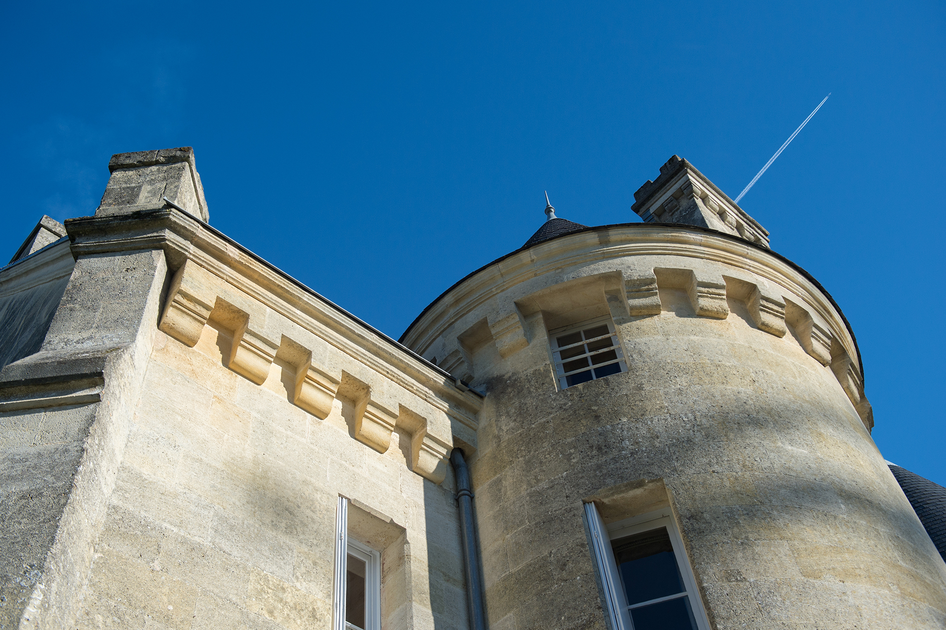 Chateau Conte de Fee Blue Sky