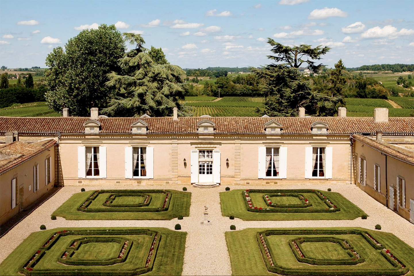 Chateau du Grande Plateau Exterior